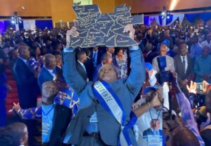 ABEL CHIVUKUVUKU REMETE FUTURO DO PRA-JA  NA FPU AOS DELEGADOS