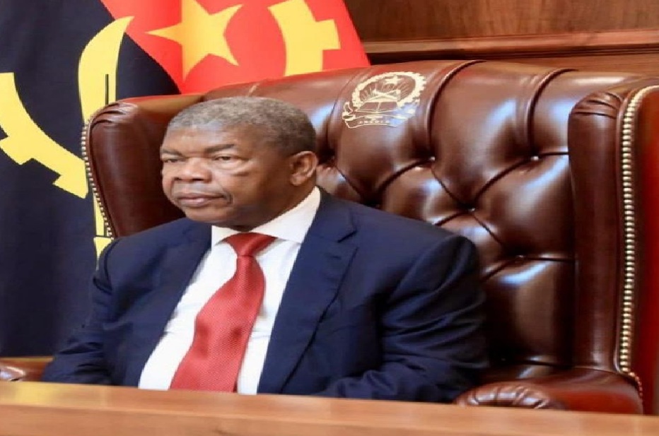 PRESIDENTE JOÃO LOURENÇO FELICITA JOSÉ MARIA NEVES PELO 50.° ANIVERSÁRIO DA INDEPENDÊNCIA DE CABO VERDE