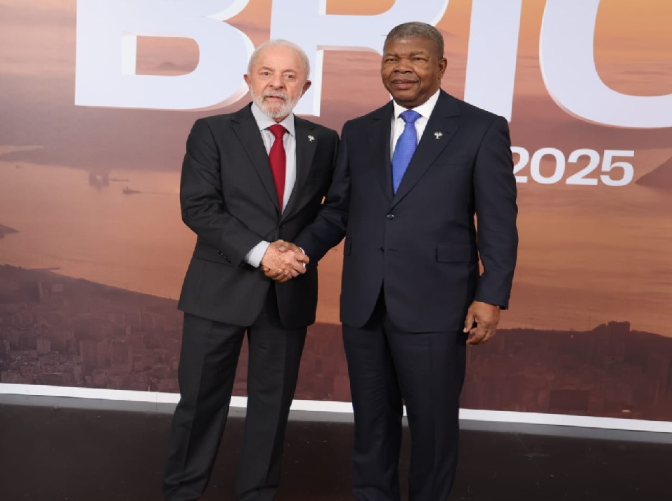 PRESIDENTE JOÃO LOURENÇO ELOGIA VONTADE DOS BRICS “SOBRE FINANCIAMENTO PARA ÁFRICA”