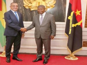 CHEFE DE ESTADO ANGOLANO FELICITA POVO DE SÃO TOMÉ E PRÍNCIPE PELOS 50 ANOS DE INDEPENDÊNCIA