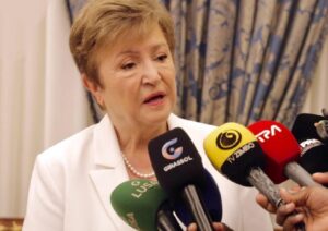 “SUBSÍDIOS AOS COMBUSTÍVEIS EM ANGOLA BENEFICIAM RICOS, DIZ DIRECTORA DO FMI