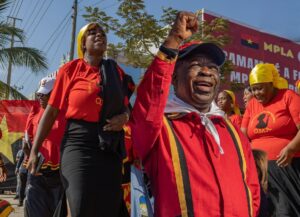 A GRANDEZA DO MPLA AO LONGO DA HISTÓRIA DE ANGOLA – LIRA NOCTIS