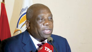 GOVERNADOR PROVÍNCIAL DO ZAIRE ADRIANO MENDES DE CARVALHO VAI RESPONSABILIZAR EMPRESAS INCUMPRIDORAS