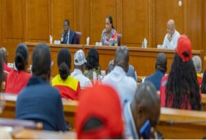 MPLA AFINA BATERIAS PARA O ENCONTRO POLÍTICO DE MASSAS ALUSIVO AO 10 DE DEZEMBRO