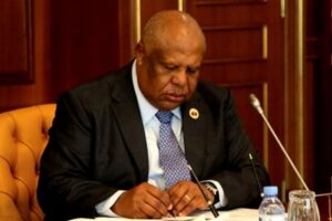 871e9ed2ea207af4452321156b8ebaeb_L