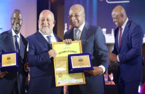 ANTIGOS GOVERNADORES DE LUANDA HOMENAGEADOS