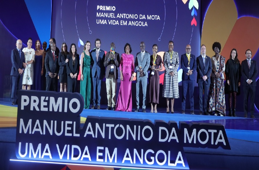 9bbe69d2-6a15-434f-94e9-9cf18418b0b4