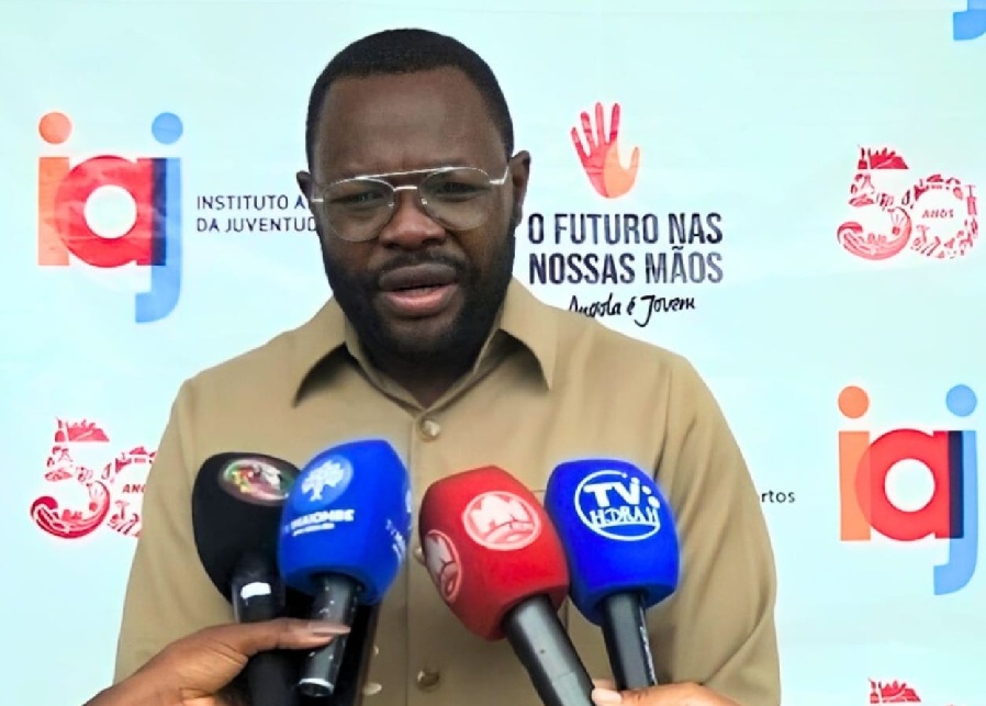 b09ab70a-c195-418f-9333-a958d27f0ceb