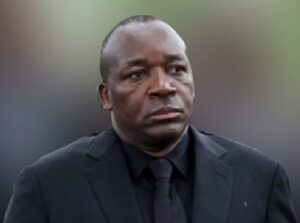 “GENERAL FERNANDO GARCIA MIALA: UM PILAR DO COMPROMISSO E DA ESTABILIDADE DO ESTADO ANGOLANOS” – AIRES LENÇO