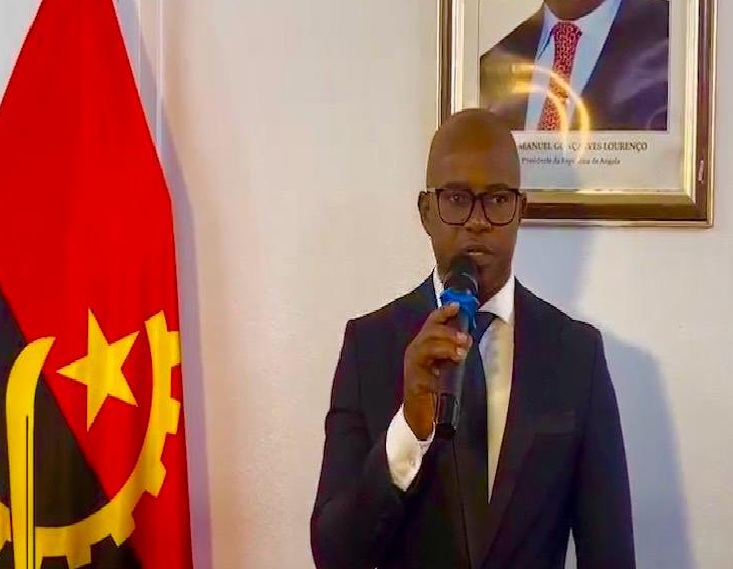 NOVOS RESPONSÁVEIS DA EDUCAÇÃO E SAÚDE NO RANGEL TOMAM POSSE