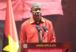 PRESIDENTE JOÃO LOURENÇO ORIENTA Xº SESSÃO ORDINÁRIA DO COMITÉ CENTRAL DO MPLA