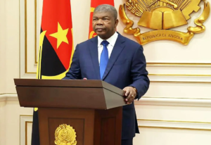 PRESIDENTE JOÃO LOURENÇO EXONERA LUZIA VANESSA CORREIA DA COSTA CRAVID DO CARGO DE ADMINISTRADORA PARA A ÁREA FINANCEIRA DO CAMINHO-DE-FERRO DE LUANDA